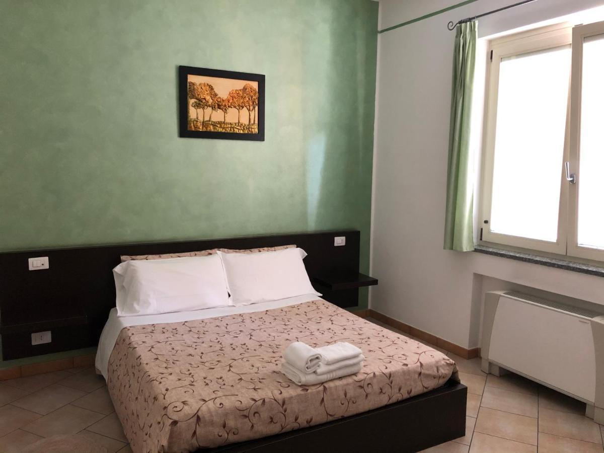 La Siesta Bed&Residence Cardano Al Campo Extérieur photo